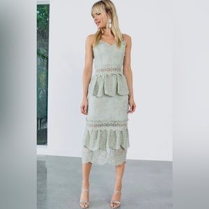 V. Chapman Dahlia dress Sage green